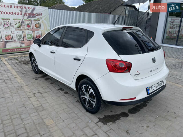 Белый Сеат Ибица, объемом двигателя 1.2 л и пробегом 384 тыс. км за 3750 $, фото 5 на Automoto.ua