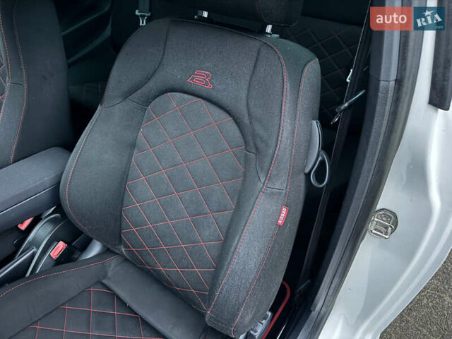 Белый Сеат Ибица, объемом двигателя 1.4 л и пробегом 187 тыс. км за 8550 $, фото 16 на Automoto.ua