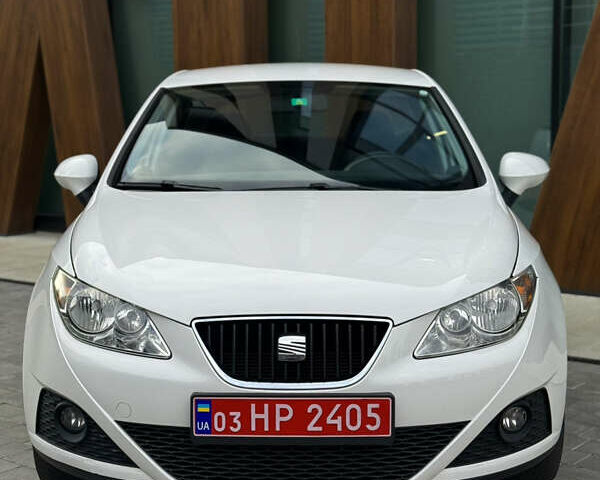 Белый Сеат Ибица, объемом двигателя 1.6 л и пробегом 147 тыс. км за 9999 $, фото 1 на Automoto.ua
