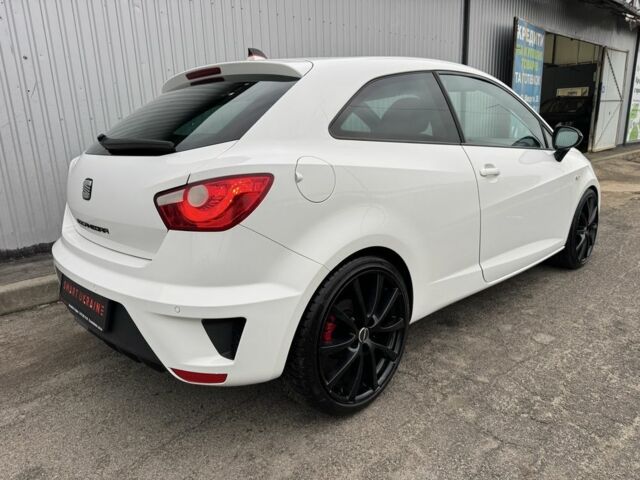 Белый Сеат Ибица, объемом двигателя 1.4 л и пробегом 187 тыс. км за 8550 $, фото 3 на Automoto.ua