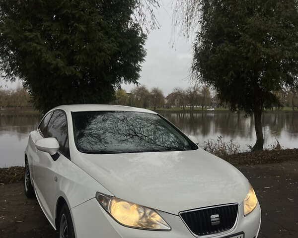 Белый Сеат Ибица, объемом двигателя 1.6 л и пробегом 370 тыс. км за 7200 $, фото 10 на Automoto.ua