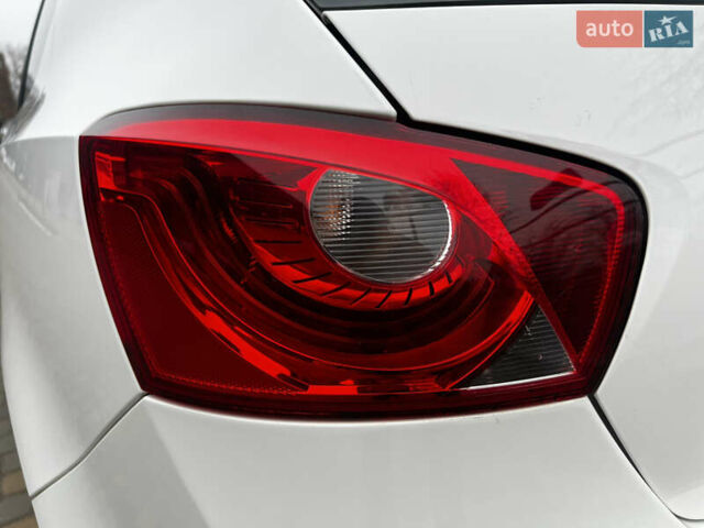 Білий Сеат Ibiza, об'ємом двигуна 1.4 л та пробігом 202 тис. км за 7800 $, фото 28 на Automoto.ua