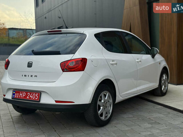 Белый Сеат Ибица, объемом двигателя 1.6 л и пробегом 147 тыс. км за 9999 $, фото 5 на Automoto.ua