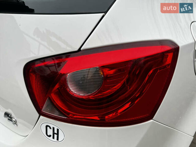 Білий Сеат Ibiza, об'ємом двигуна 1.4 л та пробігом 202 тис. км за 7800 $, фото 27 на Automoto.ua