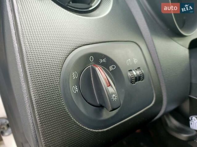 Білий Сеат Ibiza, об'ємом двигуна 1.4 л та пробігом 191 тис. км за 7999 $, фото 25 на Automoto.ua