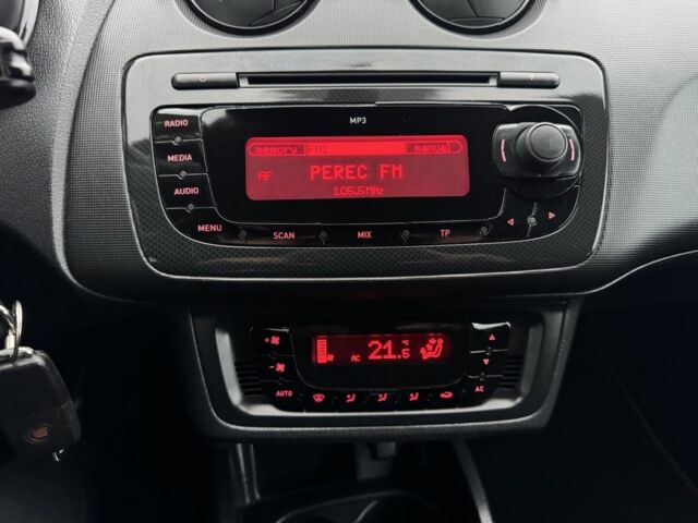 Белый Сеат Ибица, объемом двигателя 1.4 л и пробегом 187 тыс. км за 8550 $, фото 16 на Automoto.ua