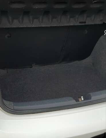 Белый Сеат Ибица, объемом двигателя 1.2 л и пробегом 200 тыс. км за 6000 $, фото 9 на Automoto.ua