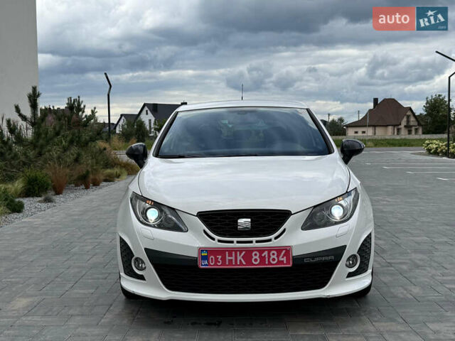 Сеат Ибица 2010 в Луцке на Automoto.ua Белый Сеат Ибица, объемом двигателя 1.4 л и пробегом 197 тыс. км за 7300 $, фото 3 на Automoto.ua