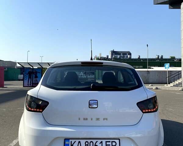Білий Сеат Ibiza, об'ємом двигуна 1.39 л та пробігом 190 тис. км за 6500 $, фото 1 на Automoto.ua