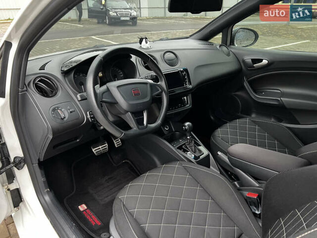 Білий Сеат Ibiza, об'ємом двигуна 1.4 л та пробігом 193 тис. км за 8500 $, фото 35 на Automoto.ua