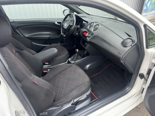 Белый Сеат Ибица, объемом двигателя 1.4 л и пробегом 187 тыс. км за 8550 $, фото 12 на Automoto.ua