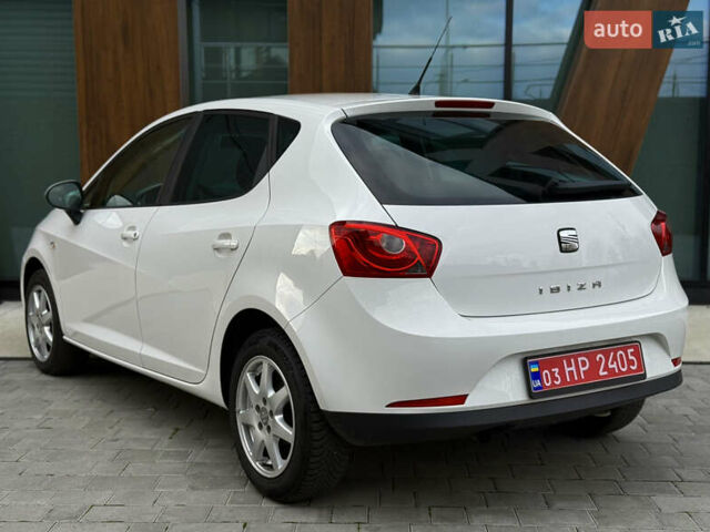 Белый Сеат Ибица, объемом двигателя 1.6 л и пробегом 147 тыс. км за 9999 $, фото 6 на Automoto.ua