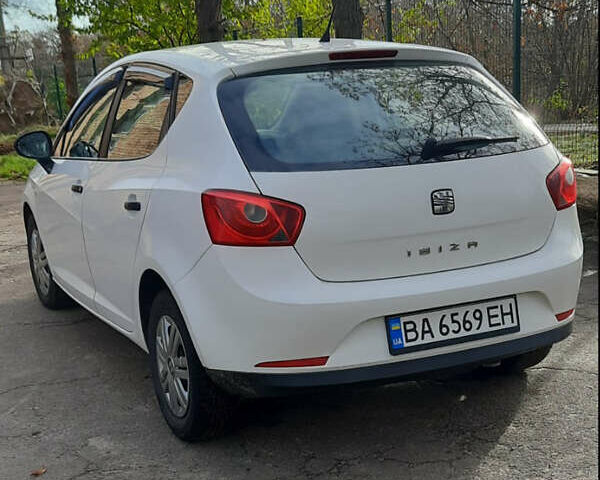 Белый Сеат Ибица, объемом двигателя 1.2 л и пробегом 200 тыс. км за 6000 $, фото 10 на Automoto.ua