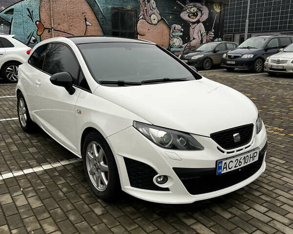 Білий Сеат Ibiza, об'ємом двигуна 1.4 л та пробігом 193 тис. км за 8500 $, фото 6 на Automoto.ua