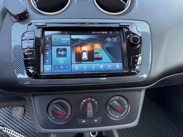 Белый Сеат Ибица, объемом двигателя 1.2 л и пробегом 220 тыс. км за 4999 $, фото 15 на Automoto.ua