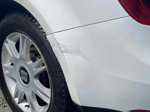 Білий Сеат Ibiza, об'ємом двигуна 1.2 л та пробігом 215 тис. км за 2499 $, фото 21 на Automoto.ua