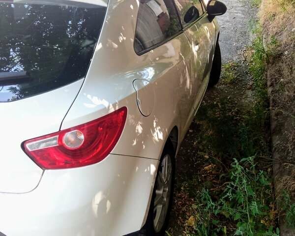 Білий Сеат Ibiza, об'ємом двигуна 1.2 л та пробігом 190 тис. км за 4500 $, фото 9 на Automoto.ua