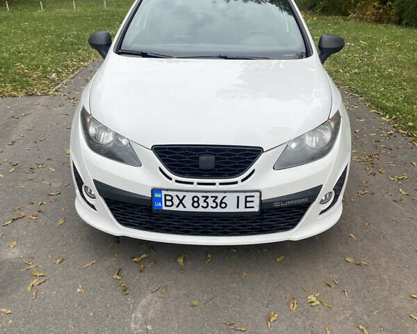 Білий Сеат Ibiza, об'ємом двигуна 1.4 л та пробігом 173 тис. км за 7500 $, фото 1 на Automoto.ua