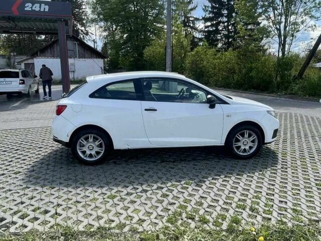 Білий Сеат Ibiza, об'ємом двигуна 1.2 л та пробігом 215 тис. км за 2499 $, фото 18 на Automoto.ua
