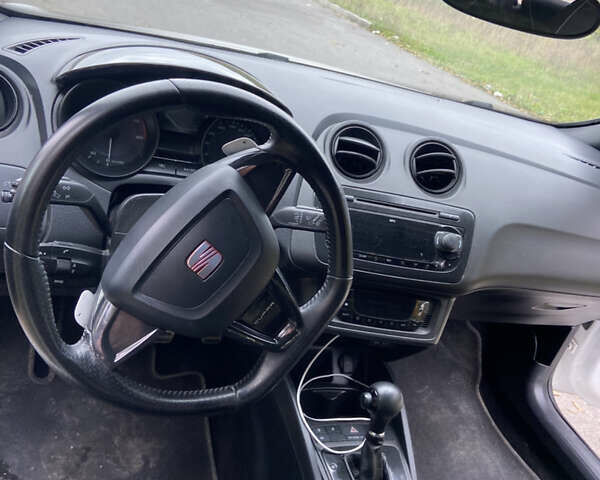 Білий Сеат Ibiza, об'ємом двигуна 1.4 л та пробігом 173 тис. км за 7500 $, фото 15 на Automoto.ua