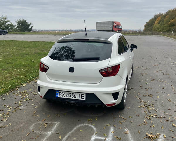Білий Сеат Ibiza, об'ємом двигуна 1.4 л та пробігом 173 тис. км за 7500 $, фото 4 на Automoto.ua