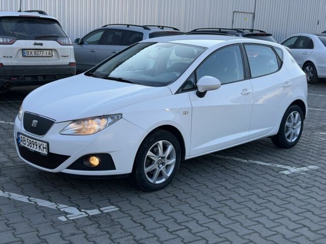 Белый Сеат Ибица, объемом двигателя 1.2 л и пробегом 220 тыс. км за 4999 $, фото 5 на Automoto.ua