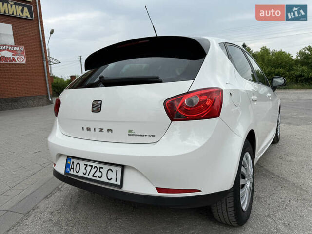 Білий Сеат Ibiza, об'ємом двигуна 1.2 л та пробігом 257 тис. км за 4444 $, фото 7 на Automoto.ua