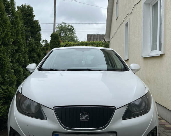 Белый Сеат Ибица, объемом двигателя 1.2 л и пробегом 199 тыс. км за 4700 $, фото 1 на Automoto.ua