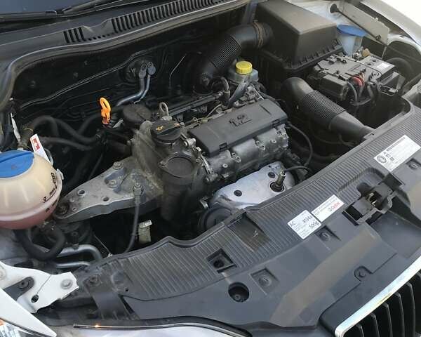Білий Сеат Ibiza, об'ємом двигуна 1.2 л та пробігом 146 тис. км за 5100 $, фото 3 на Automoto.ua