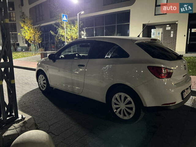 Білий Сеат Ibiza, об'ємом двигуна 1.39 л та пробігом 99 тис. км за 3900 $, фото 61 на Automoto.ua