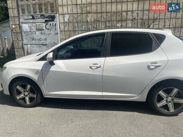Белый Сеат Ибица, объемом двигателя 1.39 л и пробегом 150 тыс. км за 4800 $, фото 9 на Automoto.ua