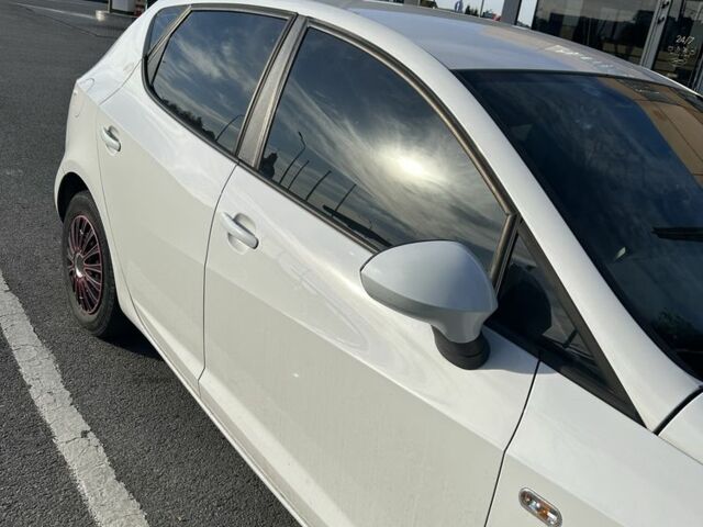 Білий Сеат Ibiza, об'ємом двигуна 1.6 л та пробігом 210 тис. км за 5700 $, фото 2 на Automoto.ua