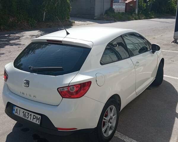 Білий Сеат Ibiza, об'ємом двигуна 1.2 л та пробігом 190 тис. км за 4500 $, фото 4 на Automoto.ua