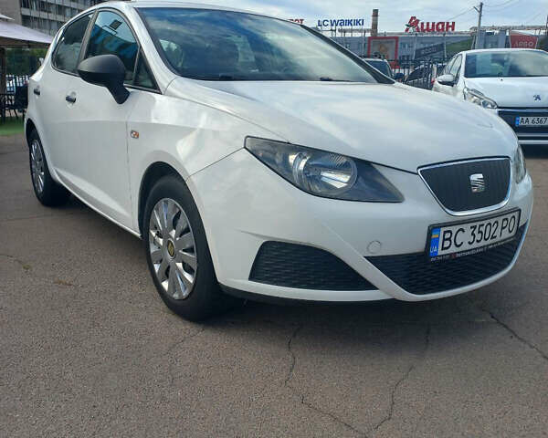 Білий Сеат Ibiza, об'ємом двигуна 1.2 л та пробігом 220 тис. км за 4600 $, фото 3 на Automoto.ua