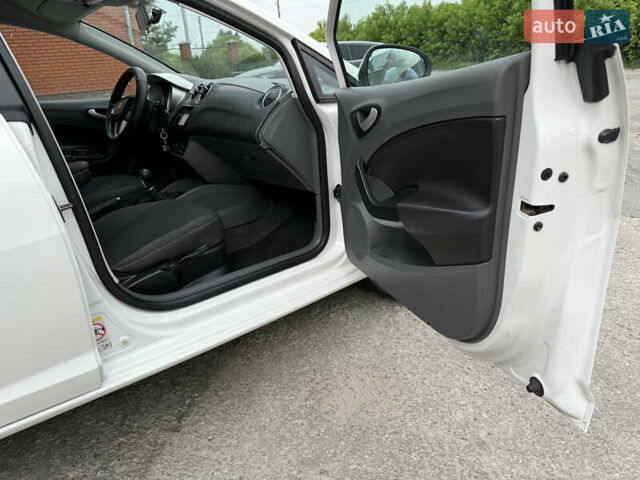 Білий Сеат Ibiza, об'ємом двигуна 1.2 л та пробігом 257 тис. км за 4444 $, фото 17 на Automoto.ua