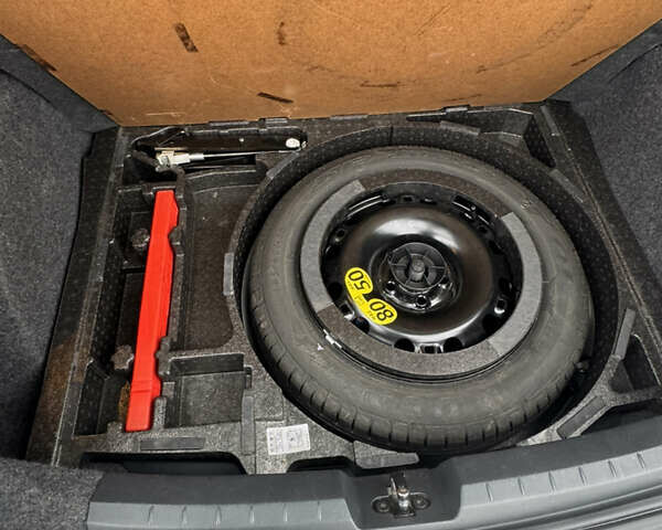 Білий Сеат Ibiza, об'ємом двигуна 1.4 л та пробігом 158 тис. км за 7100 $, фото 8 на Automoto.ua