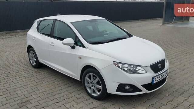 Білий Сеат Ibiza, об'ємом двигуна 1.2 л та пробігом 221 тис. км за 5900 $, фото 5 на Automoto.ua