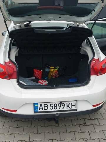 Білий Сеат Ibiza, об'ємом двигуна 1.2 л та пробігом 221 тис. км за 5900 $, фото 8 на Automoto.ua