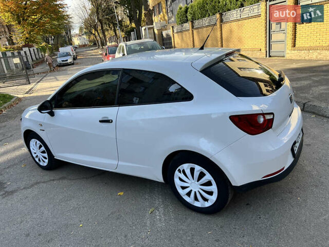 Білий Сеат Ibiza, об'ємом двигуна 1.39 л та пробігом 99 тис. км за 3900 $, фото 9 на Automoto.ua