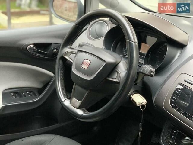 Белый Сеат Ибица, объемом двигателя 1.2 л и пробегом 265 тыс. км за 5500 $, фото 8 на Automoto.ua