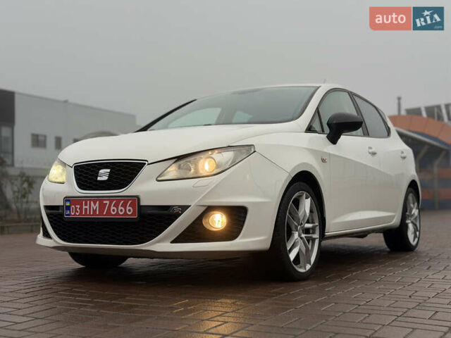 Белый Сеат Ибица, объемом двигателя 0 л и пробегом 193 тыс. км за 9300 $, фото 3 на Automoto.ua