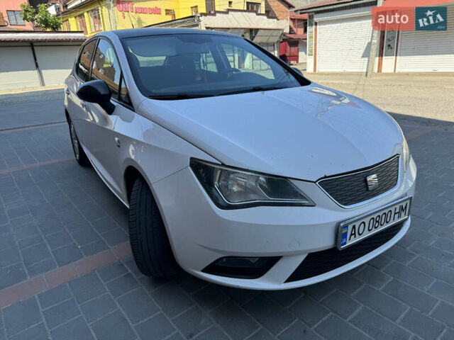 Белый Сеат Ибица, объемом двигателя 1.2 л и пробегом 258 тыс. км за 5200 $, фото 3 на Automoto.ua