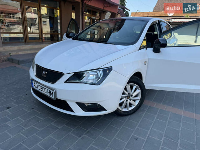 Белый Сеат Ибица, объемом двигателя 1.2 л и пробегом 258 тыс. км за 5200 $, фото 1 на Automoto.ua