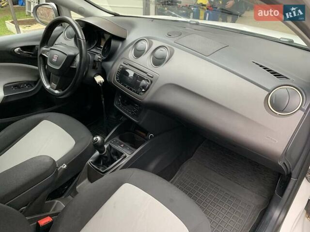 Белый Сеат Ибица, объемом двигателя 1.2 л и пробегом 265 тыс. км за 5500 $, фото 17 на Automoto.ua