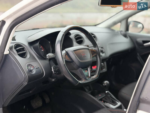 Белый Сеат Ибица, объемом двигателя 0 л и пробегом 193 тыс. км за 9300 $, фото 25 на Automoto.ua