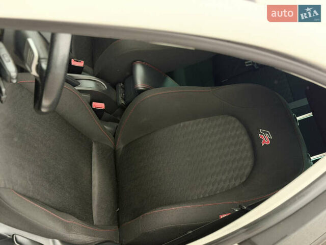 Белый Сеат Ибица, объемом двигателя 0 л и пробегом 193 тыс. км за 9300 $, фото 27 на Automoto.ua