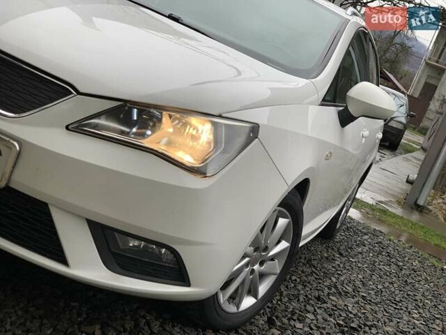 Белый Сеат Ибица, объемом двигателя 1.2 л и пробегом 265 тыс. км за 5500 $, фото 2 на Automoto.ua