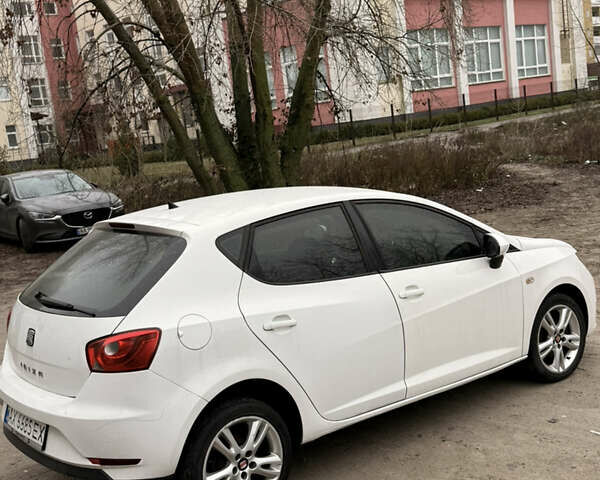 Белый Сеат Ибица, объемом двигателя 1.39 л и пробегом 210 тыс. км за 6400 $, фото 6 на Automoto.ua