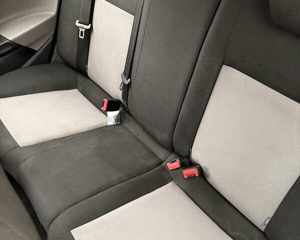 Белый Сеат Ибица, объемом двигателя 1.39 л и пробегом 210 тыс. км за 6400 $, фото 29 на Automoto.ua