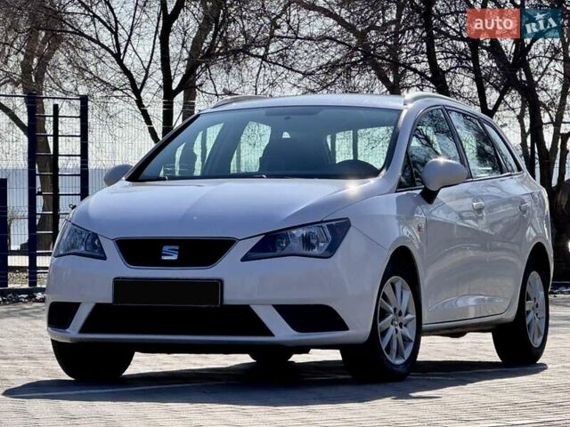 Белый Сеат Ибица, объемом двигателя 1.2 л и пробегом 180 тыс. км за 6900 $, фото 3 на Automoto.ua
